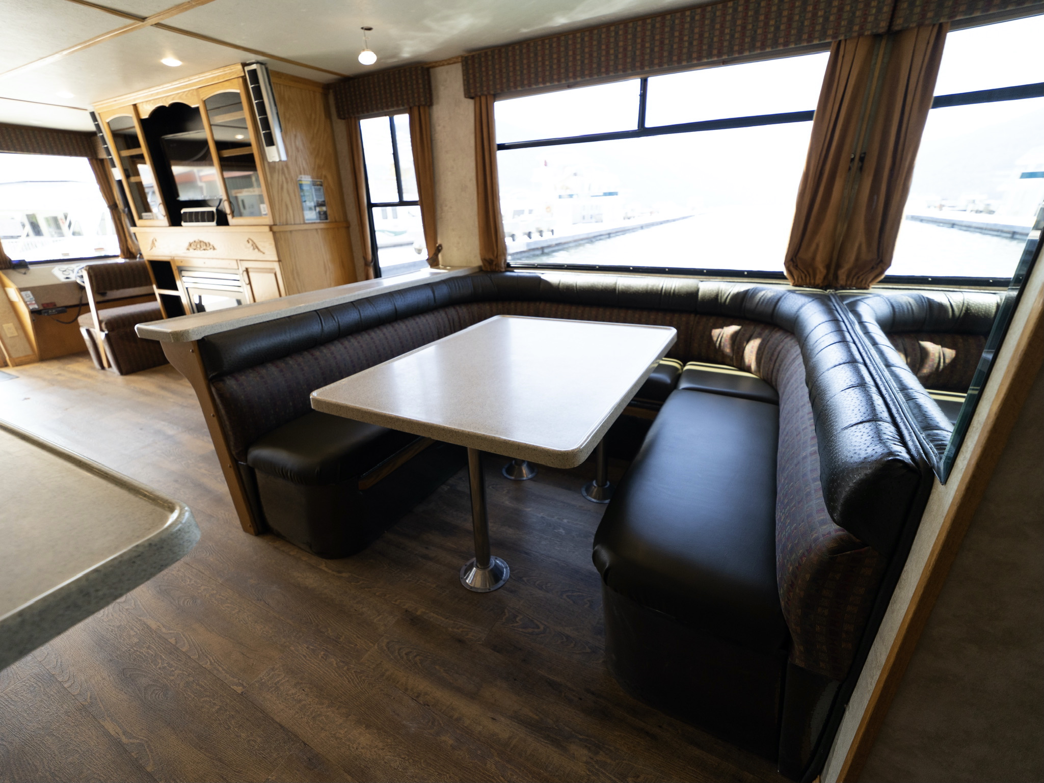 Dining nook inside the Sueños Houseboat