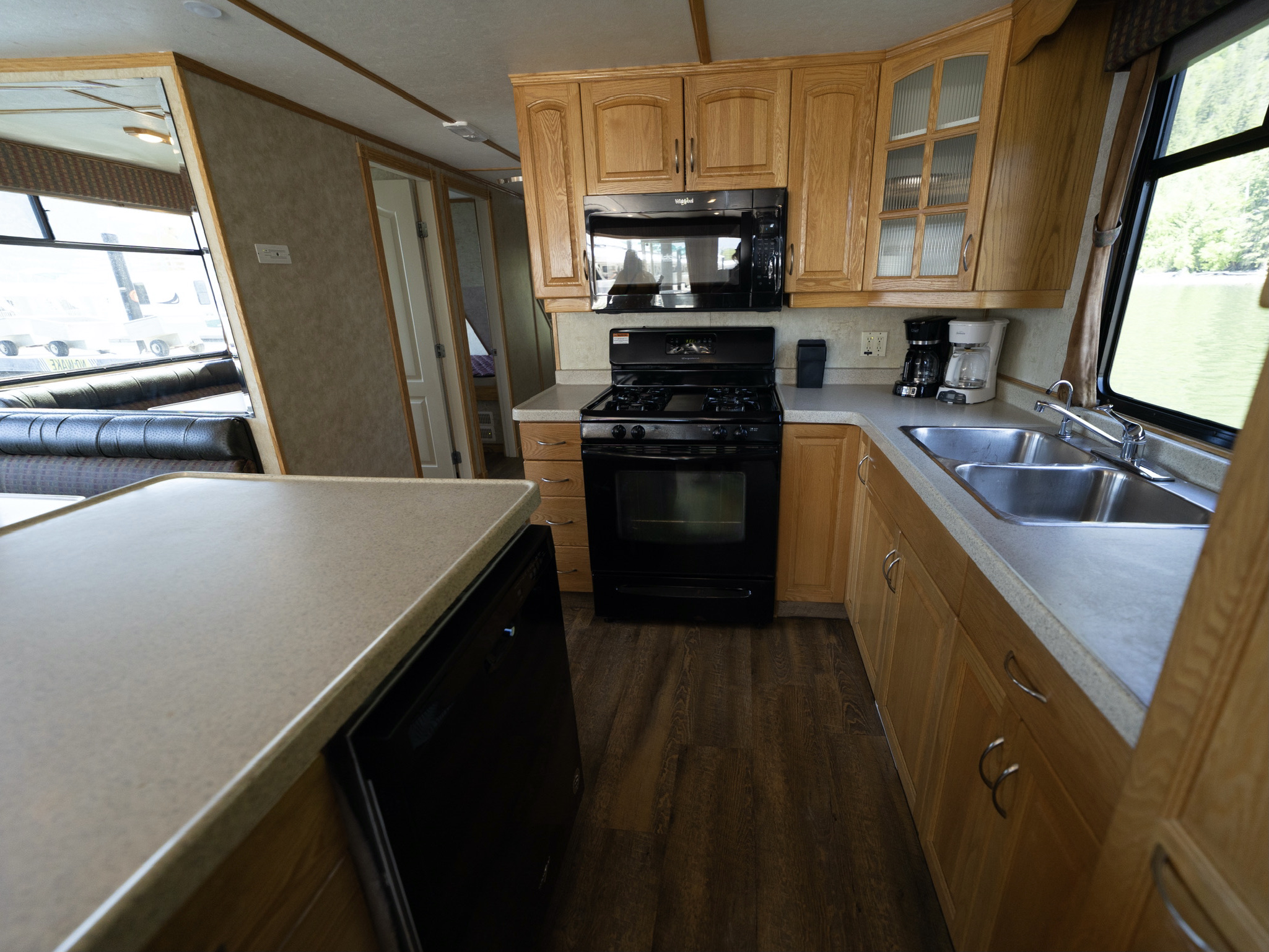 Full kitchen inside the Sueños Houseboat